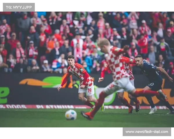 不莱梅后防危机加剧 主力后卫和门将双双受伤 不莱梅后防危机加剧 主力后卫和门将双双受伤